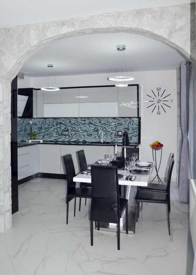 Tj Apartment Krk Town Exterior photo