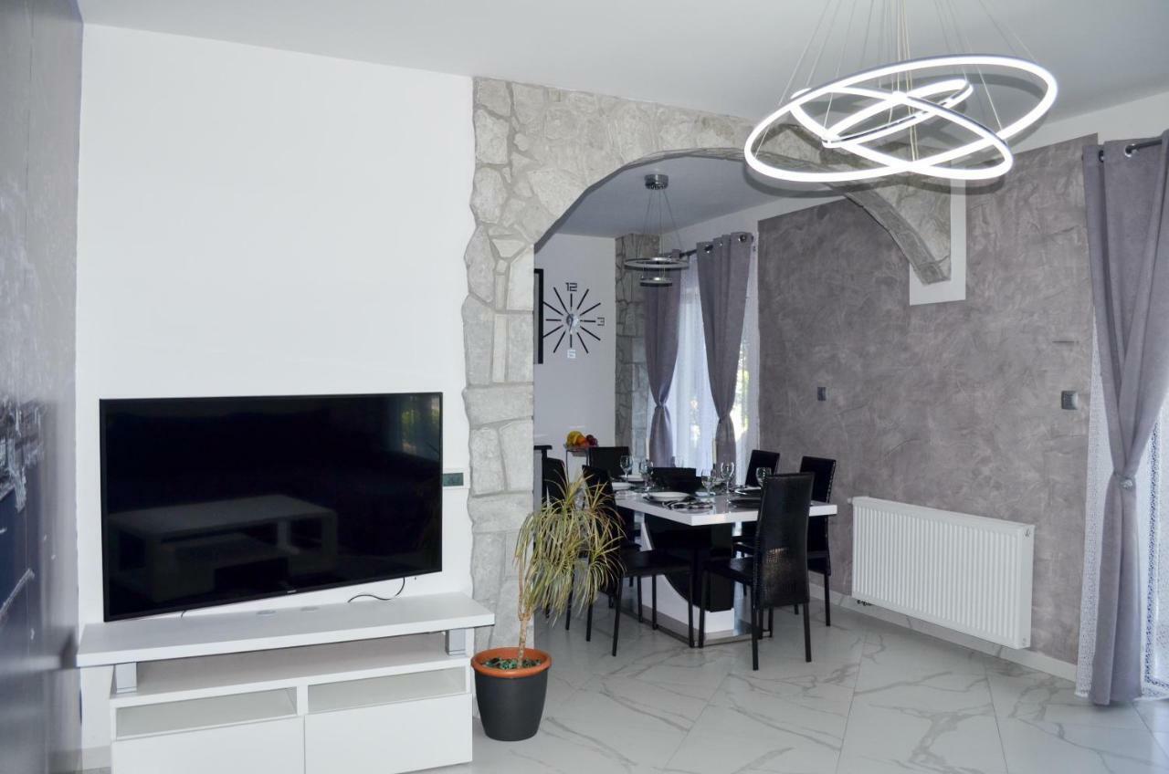 Tj Apartment Krk Town Exterior photo